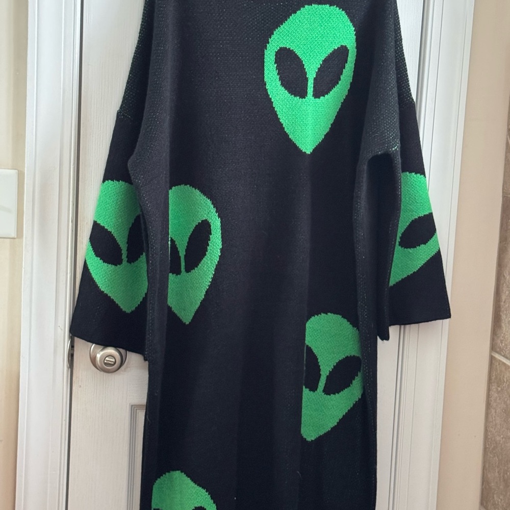 Dressed in LALA - Literally Limitless Oversized Dress - Alien Lover Print - S/M